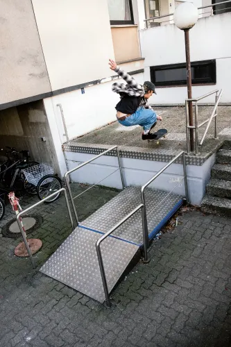 André Gerlich, Kickflip Up, foto Federico Casella